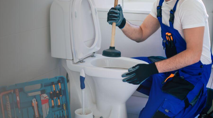 Local annual plumbing maintenance in Delcambre, LA